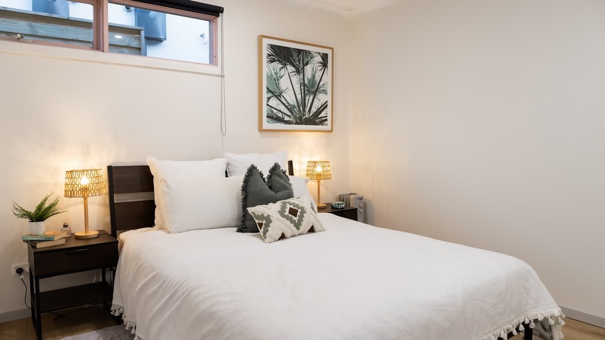 A calm, restful bedroom